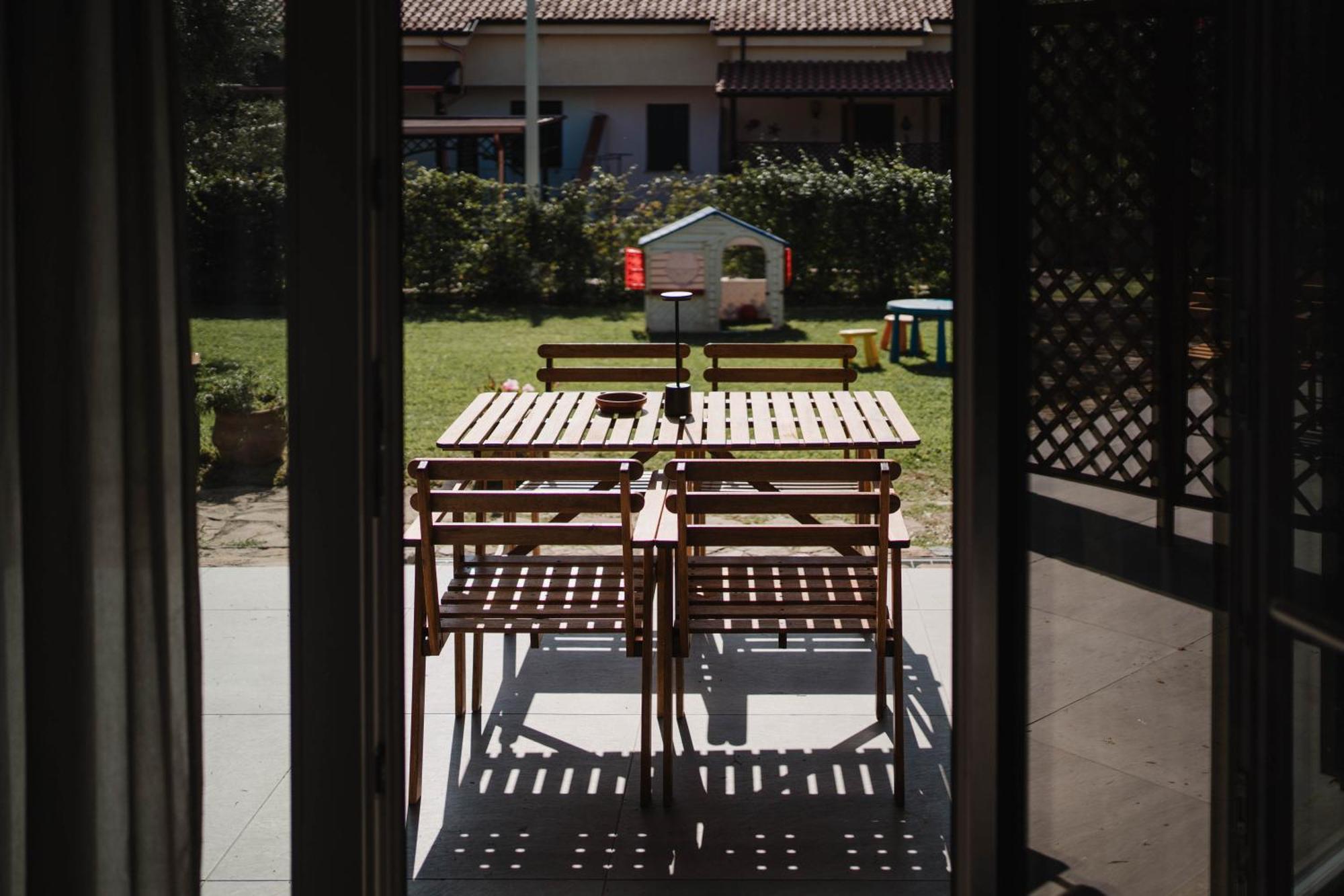 Villa Di Marinella Асчеа Екстериор снимка